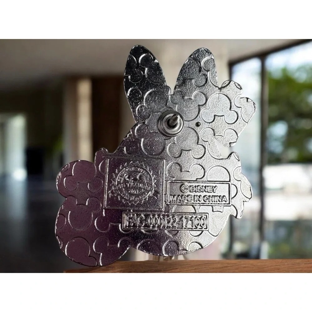 Rabbit Out Of Time Clock Hurry Alice In Wonderland Disney Pin Trading